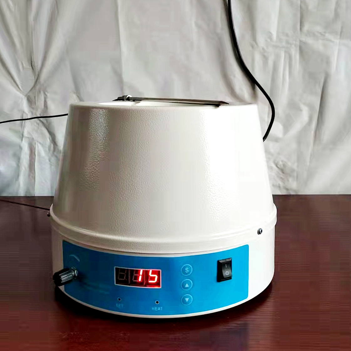 數(shù)顯磁力攪拌電熱套價格